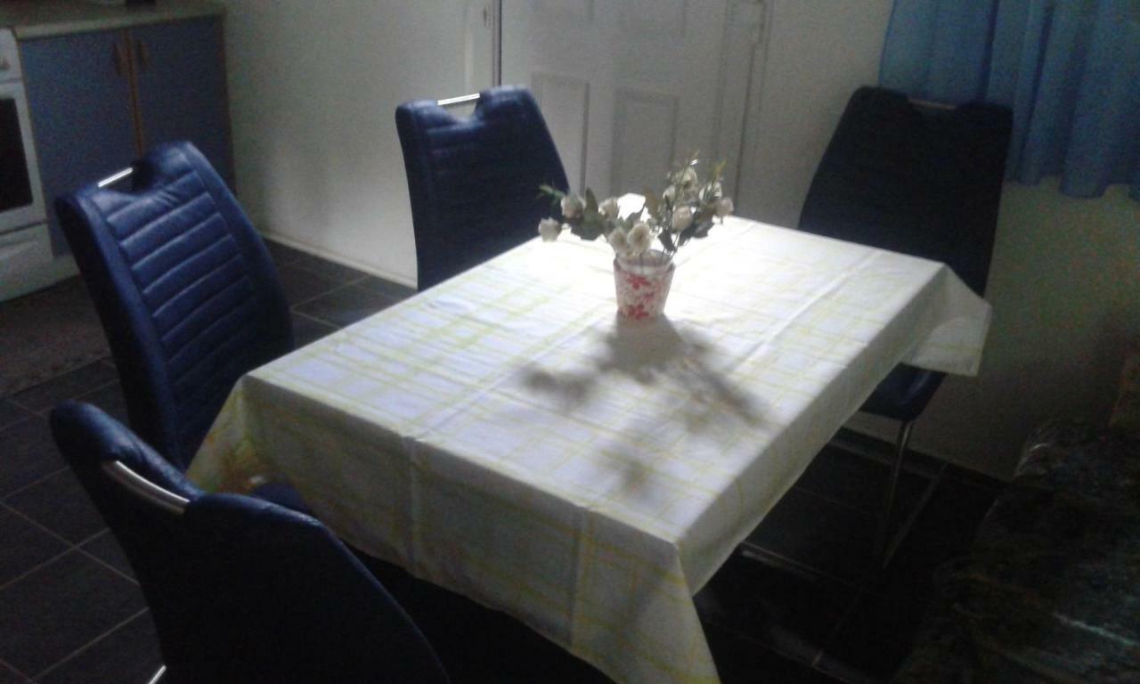 Apartmani Marija Starigrad Paklenica Exterior foto